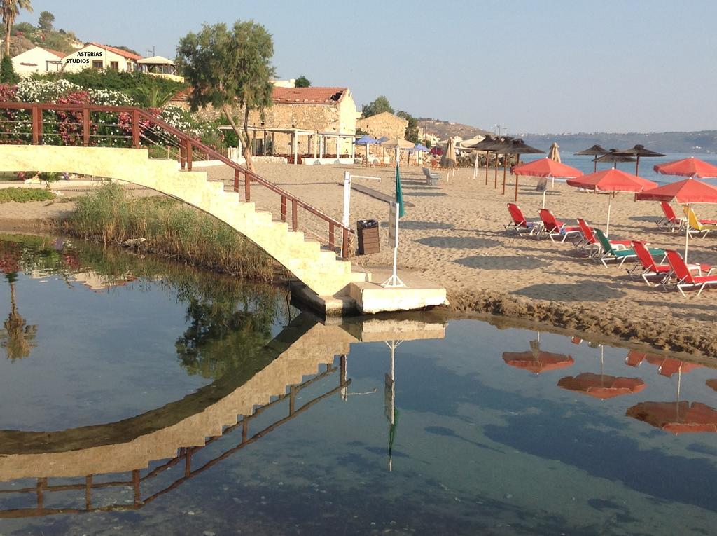 Asterias Studios & Apartments Kalívesz Kültér fotó