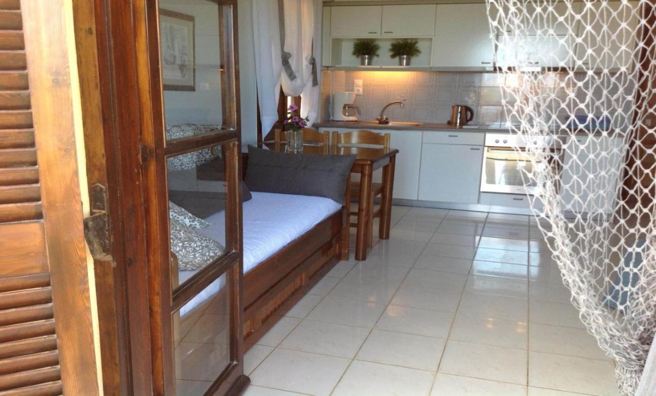 Asterias Studios & Apartments Kalívesz Kültér fotó